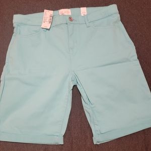 NWT Bermuda shorts